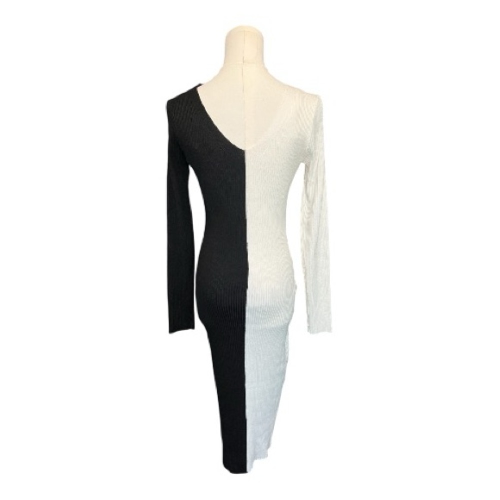 π π€π€ NWT ALMOST FAMOUS Black & White Colorblock Ribbed Sweater Dress | Sz Jr M - Picture 5 of 8